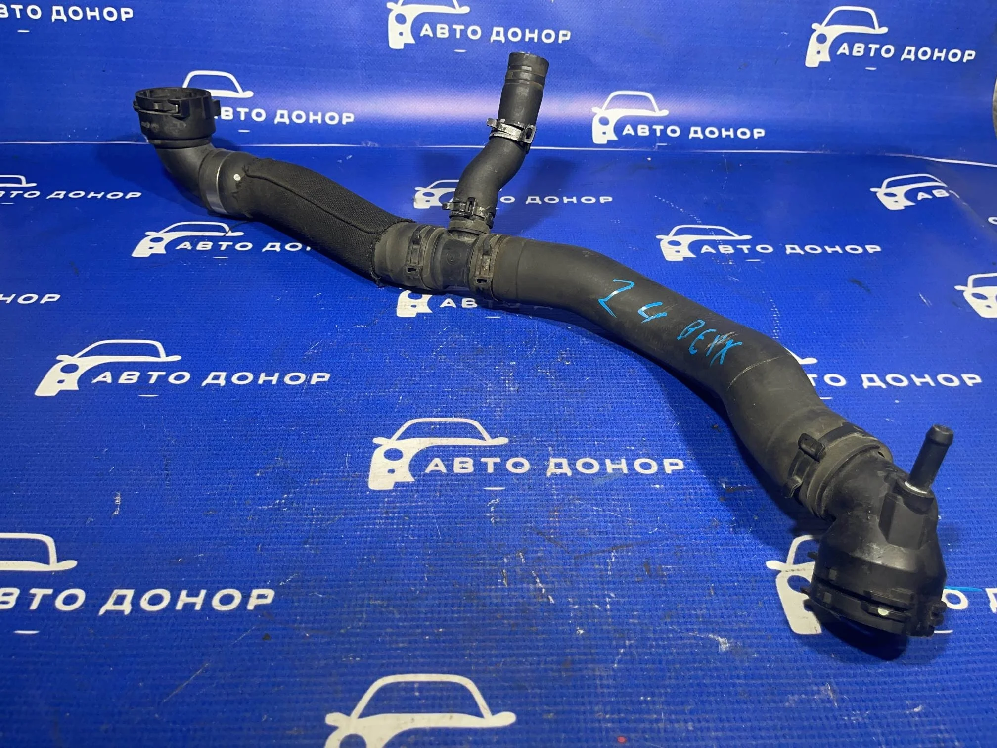 патрубок радиатора VOLKSWAGEN PASSAT CC 357 CAWB