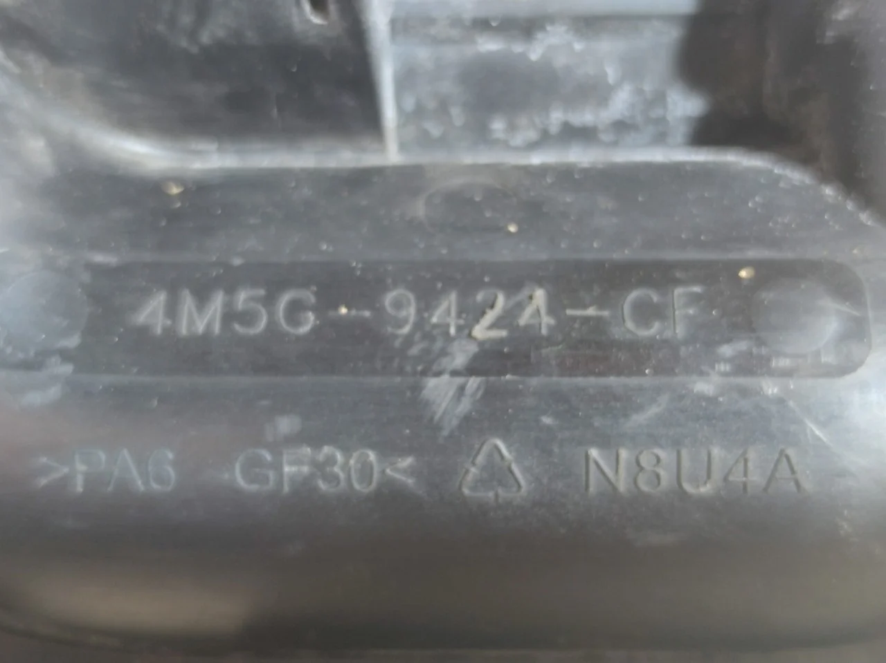 Коллектор впускной Ford Focus