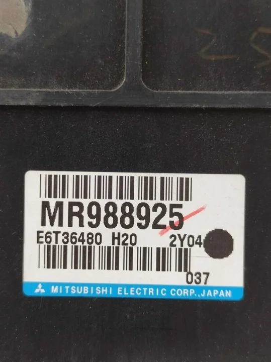 Блок управления Mitsubishi Airtrek