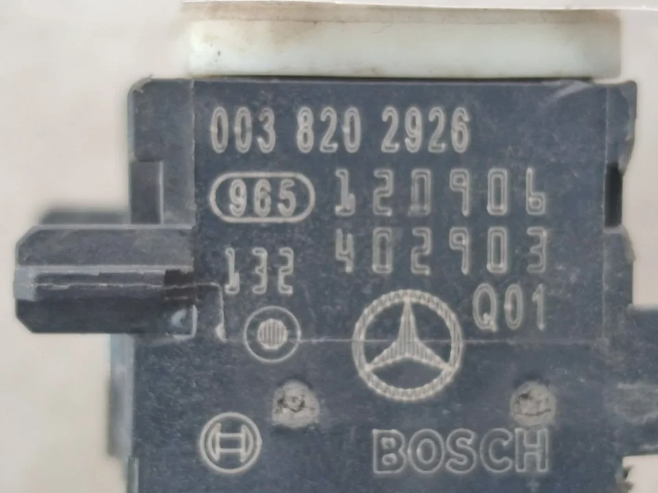 Датчик удара Mercedes-Benz CL-class C216