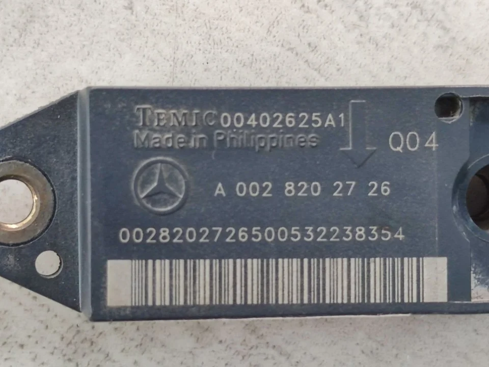 Датчик удара Mercedes-Benz CLS-class C219