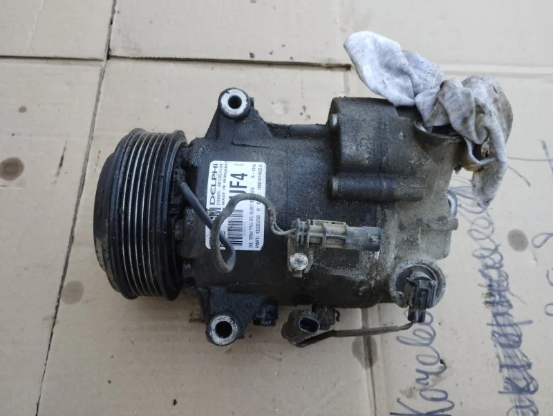 Компрессор кондиционера Opel Astra J 2011 13335250 ХЭТЧБЕК A16XER