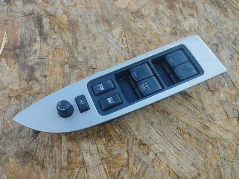 Блок управления стеклоподъемниками Nissan Murano Z51 2013 254011AH5B ВНЕДОРОЖНИК VQ35