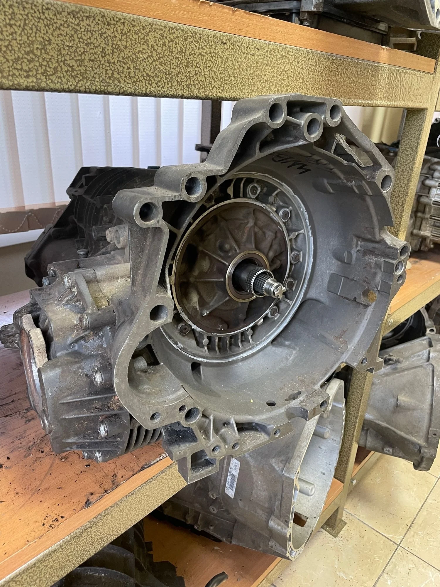 АКПП Volkswagen Passat B5 5HP19 EZS