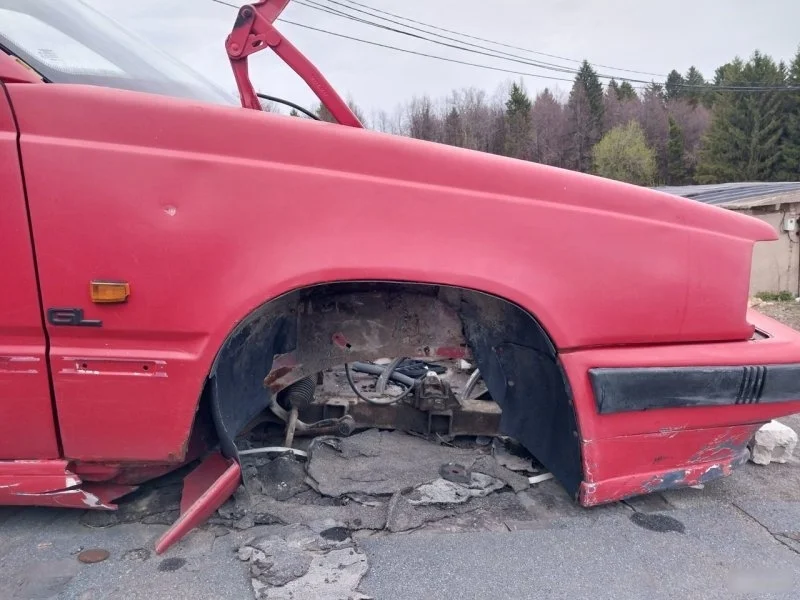 Крыло Volvo 850 1992 9152602 LS51 1.6, переднее правое