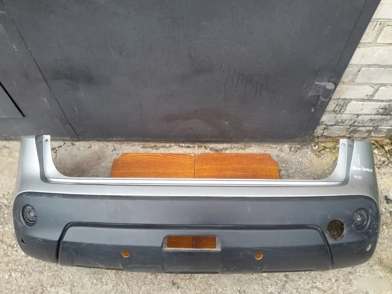 Бампер Nissan Qashqai 2009 85022JD00H J10, задний