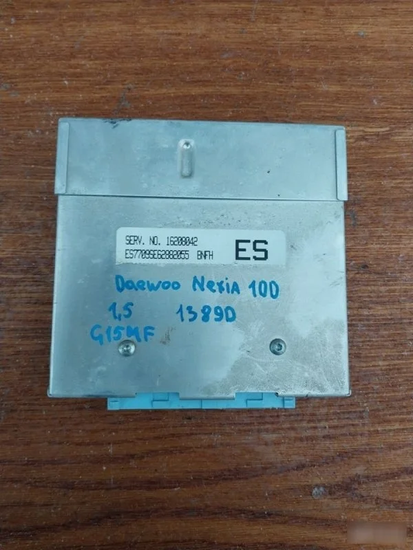 Блок управления ДВС Daewoo Nexia 1998 16208042 N100 G15MF