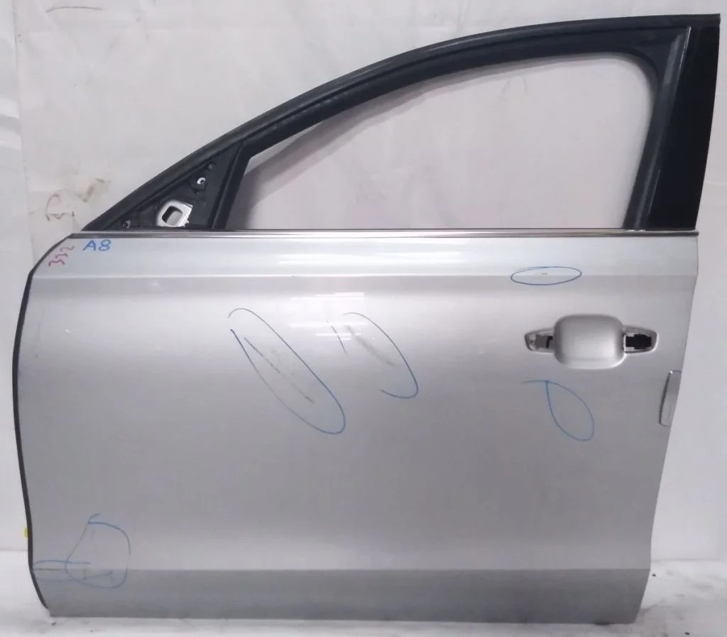 Дверь передняя Audi / VW A8 III, голая