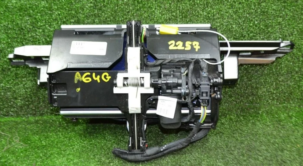 Монитор Audi / VW A6 IV 4G0919607H