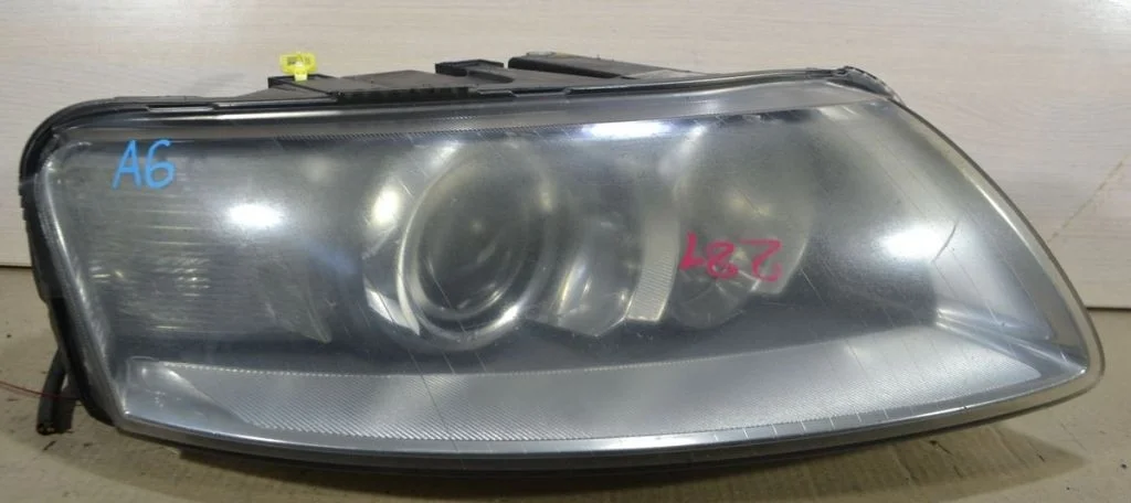 Фара правая Audi / VW А6 III, ксенон, д
