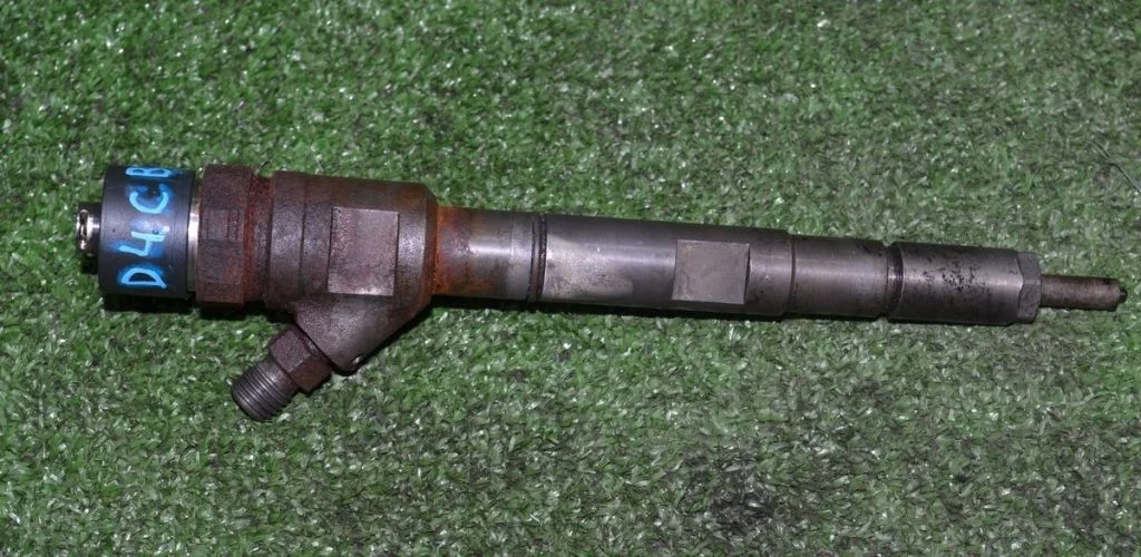 Форсунка дизельная Hyundai / Kia D4CB VGT 338004A500 , тест