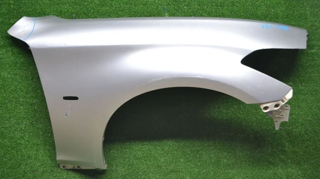 Крыло переднее Infiniti / Nissan Q70 , M30d , M35 Y51 , д