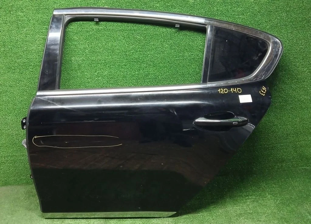 Дверь задняя Hyundai / Kia Кворис , K9