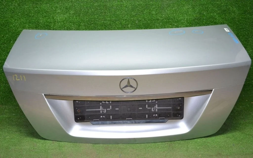 Крышка багажника Mercedes-Benz С-Класс , W204