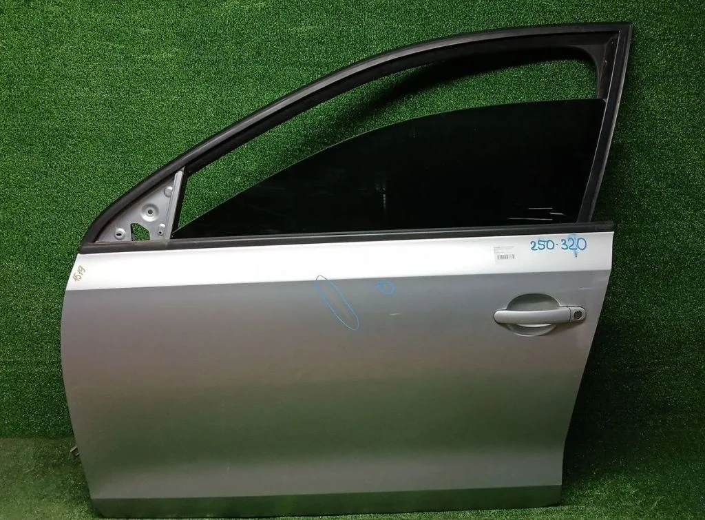 Дверь передняя Audi / VW Джетта 6, 2011-2020 гг