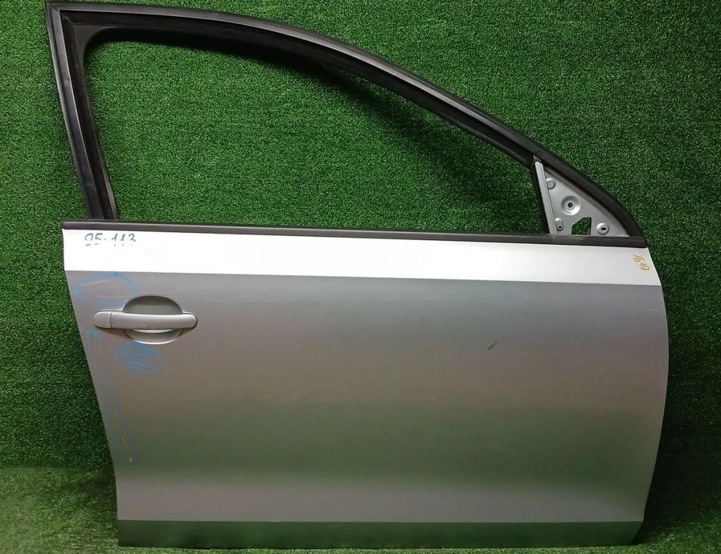 Дверь передняя Audi / VW Джетта 6, 2011-2020 гг