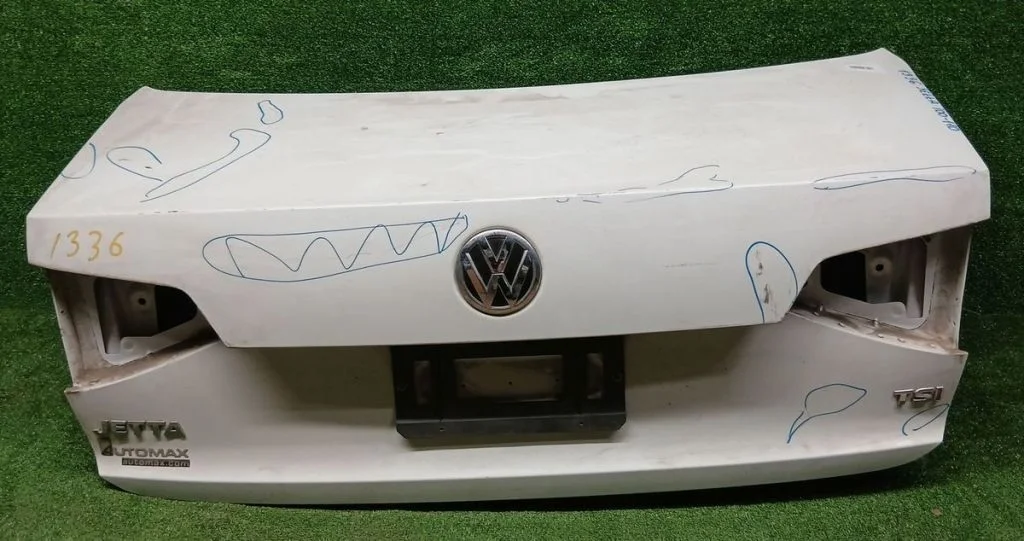 Крышка багажника Audi / VW Джетта 6 , с 2015 года