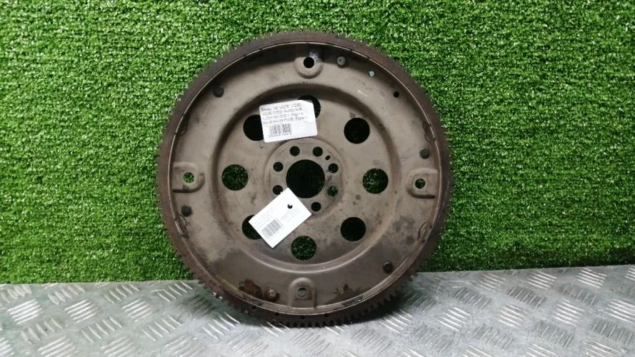 маховик Nissan VQ25DE V35 Nissan Skyline VQ25DE V35 12331-AL600