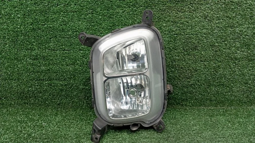 противотуманная фара Kia D4HA XM Kia Sorento D4HA XM 922012P6,922012P600