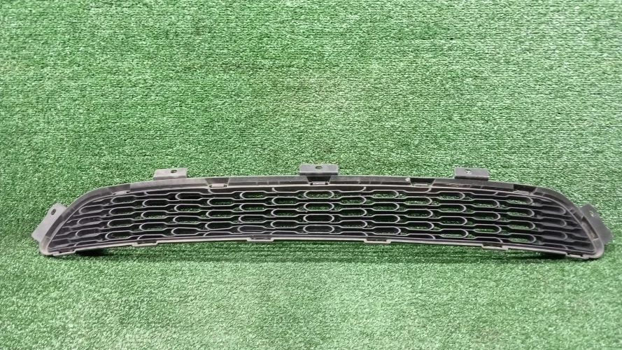 решетка в бампер Kia D4HA XM Kia Sorento D4HA XM 865622P500