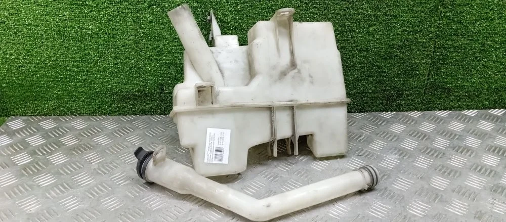 бачок омывателя Chevrolet Z22D1 C140 Chevrolet Captiva Z22D1 C140 20777307,20775070,95260753
