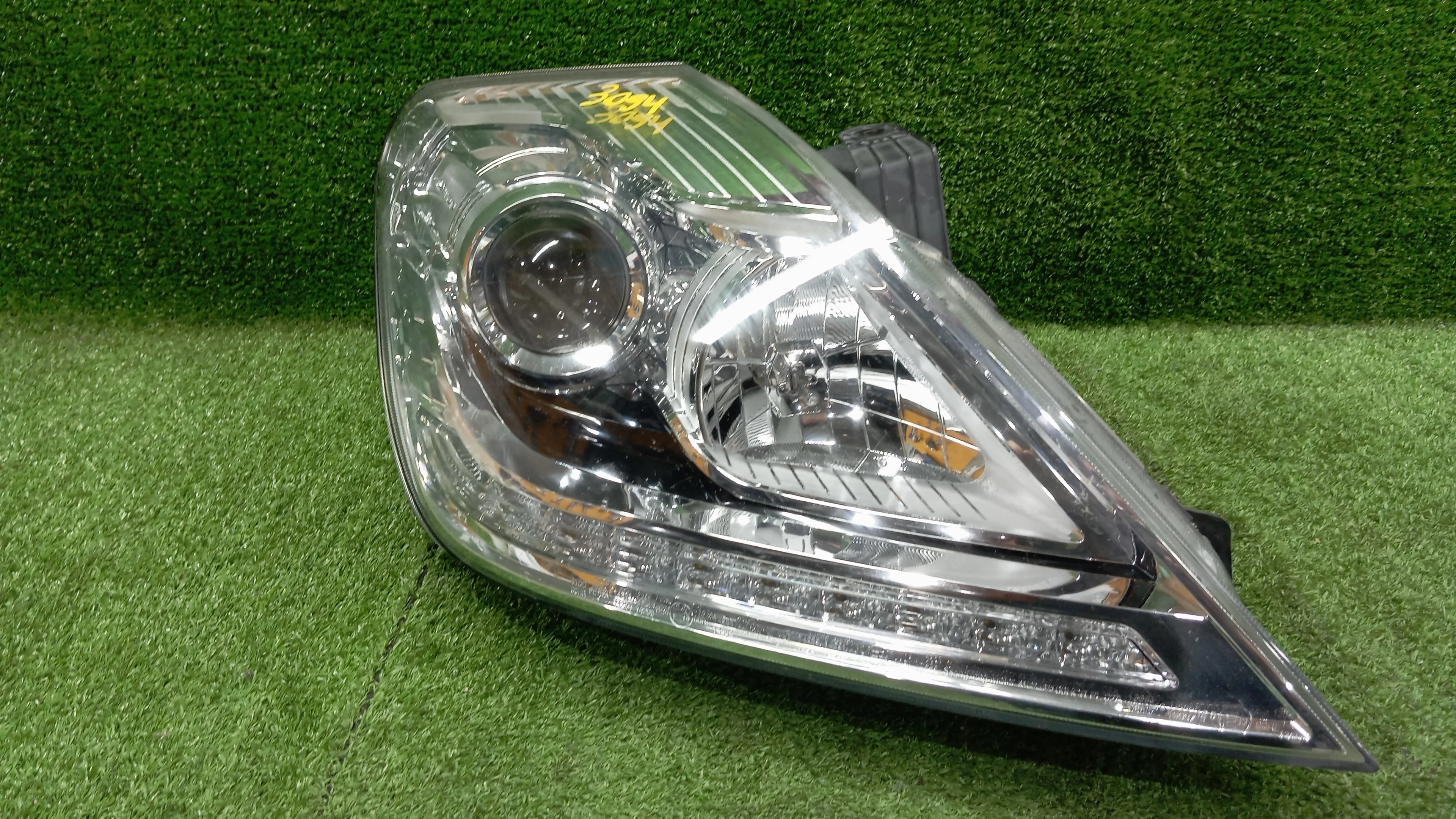 фара Ssangyong 671960,D20DTR,672960 Y290 Ssangyong Rexton 671960,D20DTR,672960 Y290 8310208C00,83102325
