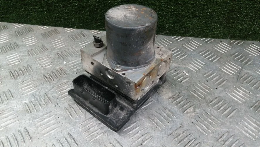 блок abs Bmw N47D20A,N52B30AF E83 Bmw X3 N47D20A,N52B30AF E83 34513450270,34513450562,34513450608