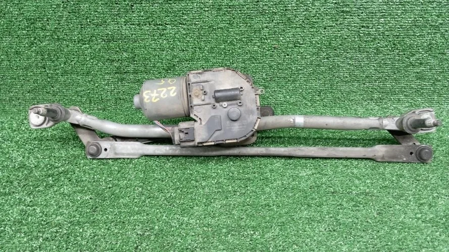 механизм стеклоочистителя Audi CGLB,CAHA,CCWA,CALB 8RB Audi Q5 CGLB,CAHA,CCWA,CALB 8RB 8R1955023D,3397021187,8R1955119A,1397220585