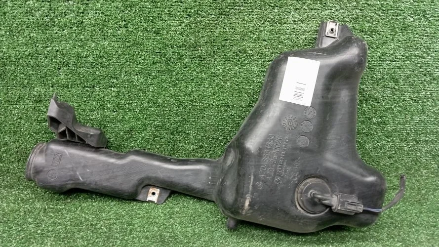 бачок омывателя Mercedes-Benz 276952,274920,651924 W212,C207 Mercedes-Benz E-Class 276952,274920,651924 W212,C207 A2048601560,A2048690020,A2048690520