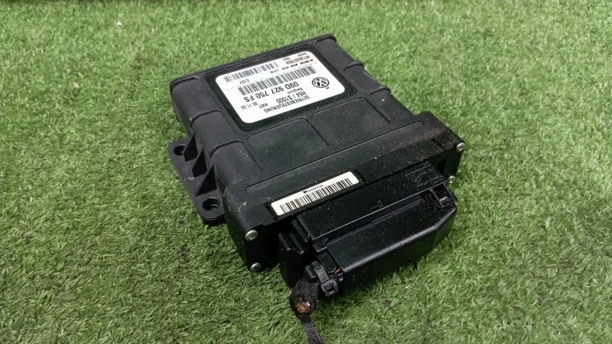 блок управления акпп Audi BUG 4LB Audi Q7 BUG 4LB 09D927750FS