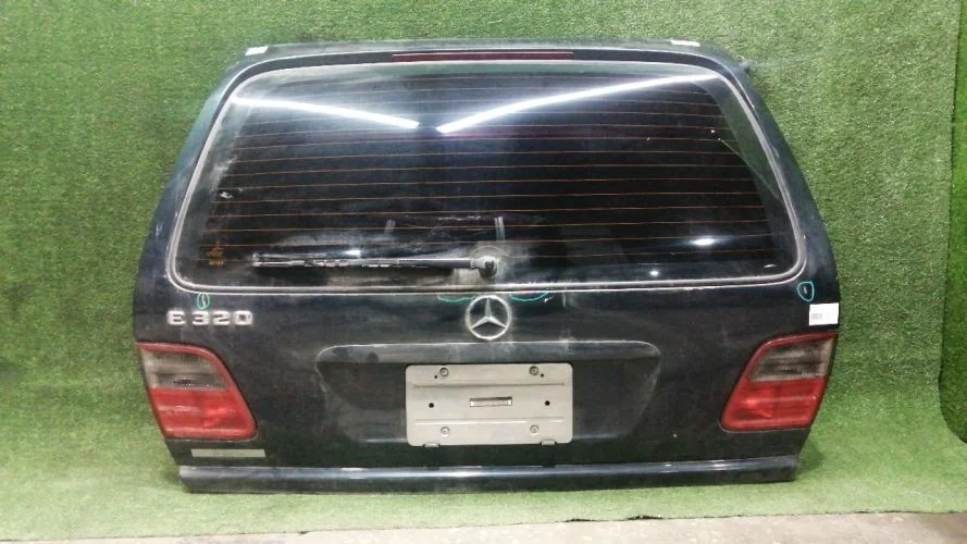 дверь багажника Mercedes-Benz M112E32 W210,S210 Mercedes-Benz E-Class M112E32 W210,S210 A2107400105,A2107400305