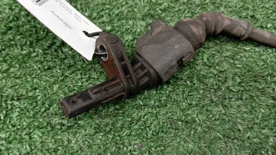 датчик abs Volkswagen CBBB,CCTA,CFGB,CBAB,CFFB 357,5N1,5N2,162 Volkswagen Passat Cc,Tiguan,Jetta CBBB,CCTA,CFGB,CBAB,CFFB 357,5N1,5N2,162 WHT003857