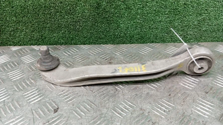 рычаг поперечный Audi BFM,BVJ,BVN 4E2,4E5 Audi A8 BFM,BVJ,BVN 4E2,4E5 4E0407505E,4E0407505B