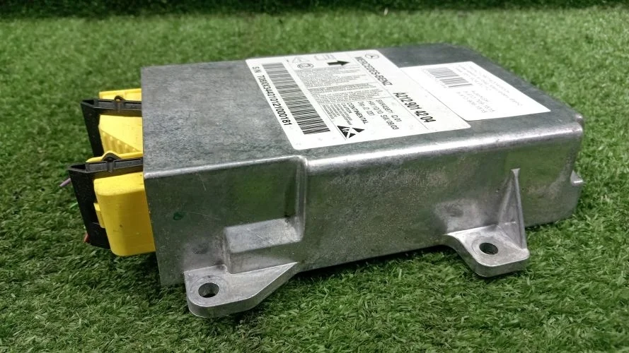 блок управления airbag Mercedes-Benz 651924 W212 Mercedes-Benz E-Class 651924 W212 A2129014204
