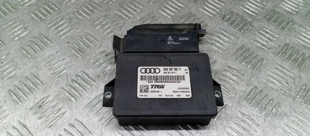 блок управления стояночного тормоза  Audi CAHA 8RB Audi Q5 CAHA 8RB 8K0907801F