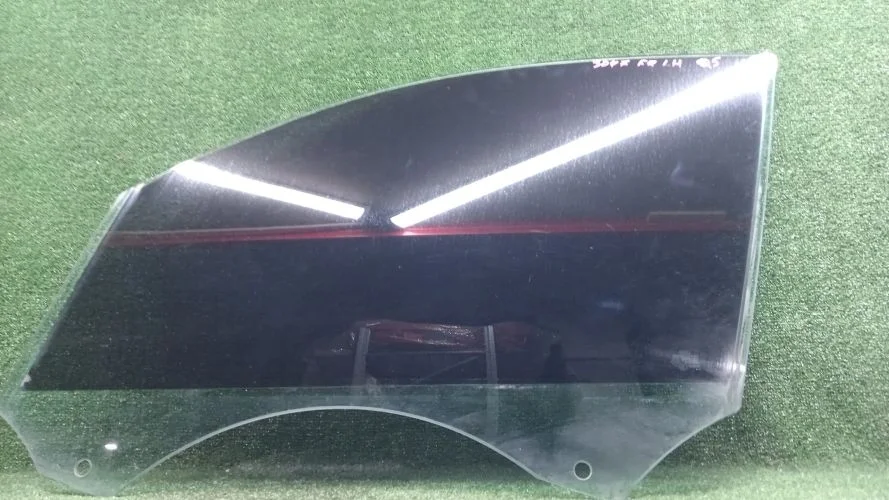 стекло двери Audi CGLB 8RB Audi Q5 CGLB 8RB 8R0845201C