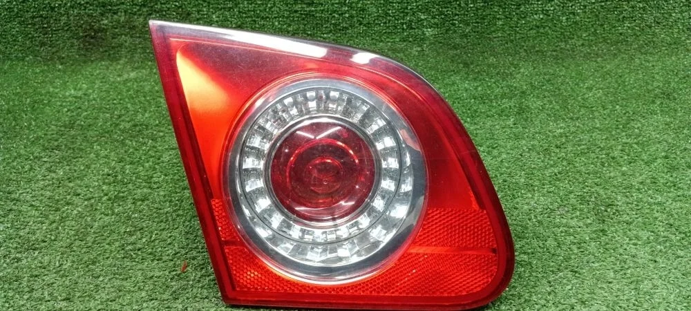 вставка багажника Volkswagen CAXA,CBAB,BVY 3C2,B6 Volkswagen Passat CAXA,CBAB,BVY 3C2,B6 3C5945093E