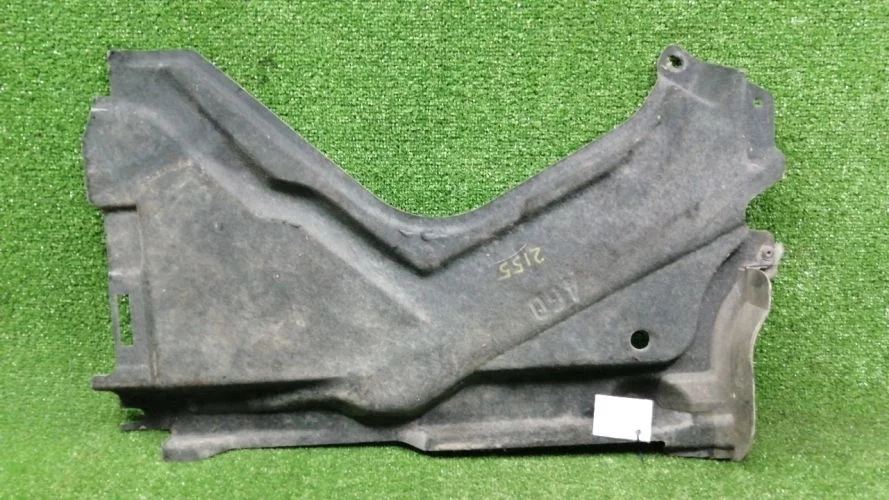 защита днища кузова Audi CRTE 4G2 Audi A6 CRTE 4G2 4G0825216