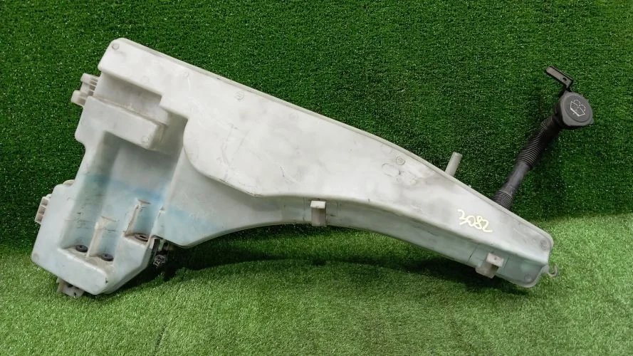 бачок стеклоомывателя Bmw 306D3,N52B30AF E70 Bmw X5 306D3,N52B30AF E70 61667162588