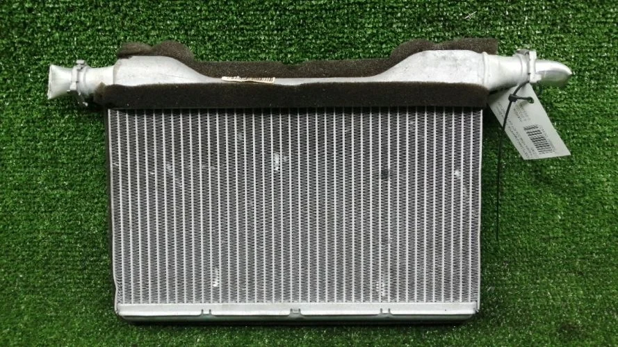 радиатор печки Bmw N54B30A,B47D20A,N55B30A F01,F10,F02,F07 Bmw 7-series N54B30A,B47D20A,N55B30A F01,F10,F02,F07 64119163330