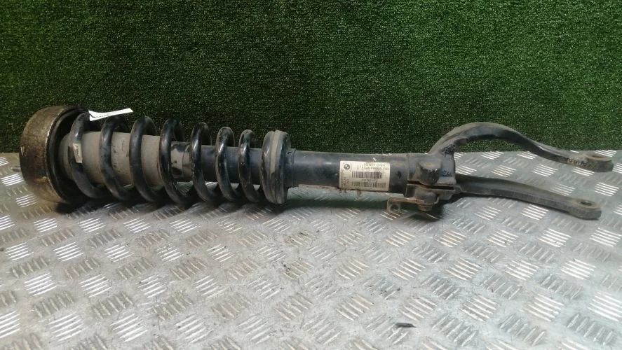 стойка Bmw N57D30A,306D3 E70 Bmw X5 N57D30A,306D3 E70 31326781918,1494510,31326780486