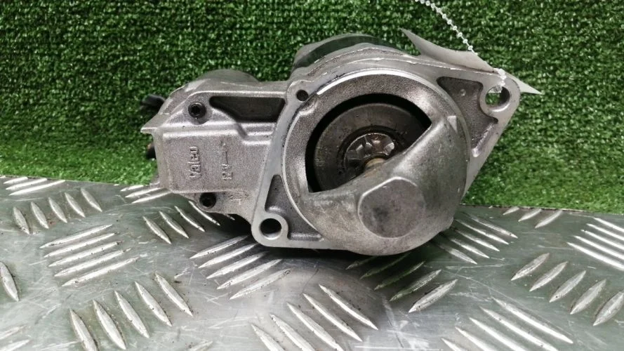 стартер Mercedes-Benz 166960 W168 Mercedes-Benz A-Class 166960 W168 0051512101,A0051512101,A1661510001