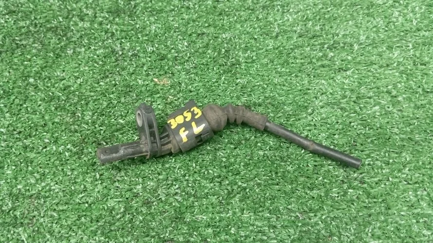 датчик abs Volkswagen CBBB,CCTA,CFGB,CBAB,CFFB 357,5N1,5N2,162 Volkswagen Passat Cc,Tiguan,Jetta CBBB,CCTA,CFGB,CBAB,CFFB 357,5N1,5N2,162 WHT003857