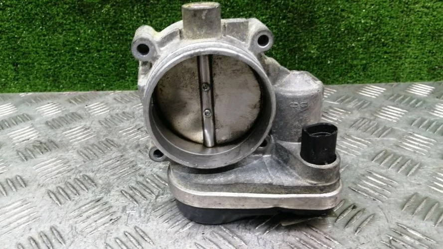 дроссельная заслонка Bmw N52B25 E60 Bmw 5-Series N52B25 E60 13547516946