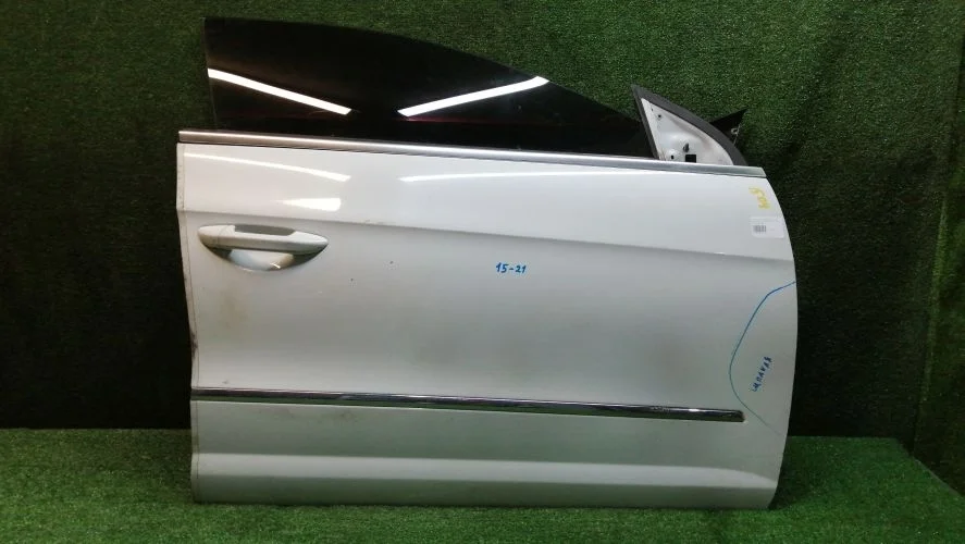 дверь боковая Volkswagen CBBB,CBFA,CUWA 358,357 Volkswagen Passat Cc CBBB,CBFA,CUWA 358.357 3C8831056F