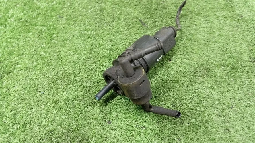 мотор омывателя фар Volkswagen,Audi CFF,CBAB,BUG,BMV,CAH,CAEA,CAYC,CBAB,CCAA,CDUC,BVZ,CAEB,CBBB,CDUD,AXQ, 5N1,4LB,7LA,8RB,8K2,162,3C2,4F2,4F5,3C5,4G2,4G5,357,358,4GA,4H2 Volkswagen,Audi Tiguan,Q7,Touareg,Q5,A4,Jetta,Passat,A6,Passat Cc,A7,A8 CFF,CBAB,BUG,BMV,CAH,CAEA,CAYC,CBAB,CCAA,CDUC,BVZ,CAEB,CBBB,CDUD,AXQ, 5N1,4LB,7LA,8RB,8K2,162,3C2,4F2,4F5,3C5,4G2,4G5,357,358,4GA,4H2 3B7955681