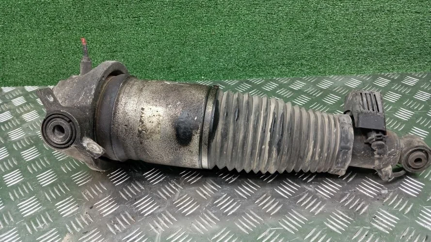 стойка Volkswagen BKS 7LA Volkswagen Touareg BKS 7LA 7L6513029M,7L6512021AG,168ATE0440DAB8W
