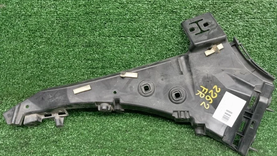 крепление бампера Audi BUG,CAS 4LB Audi Q7 BUG,CAS 4LB 4L0807284,4L0807284B