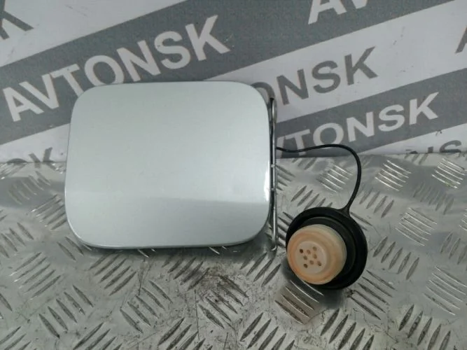 лючок бензобака Nissan vq25 J32 Nissan Teana vq25 J32 78830JN00A
