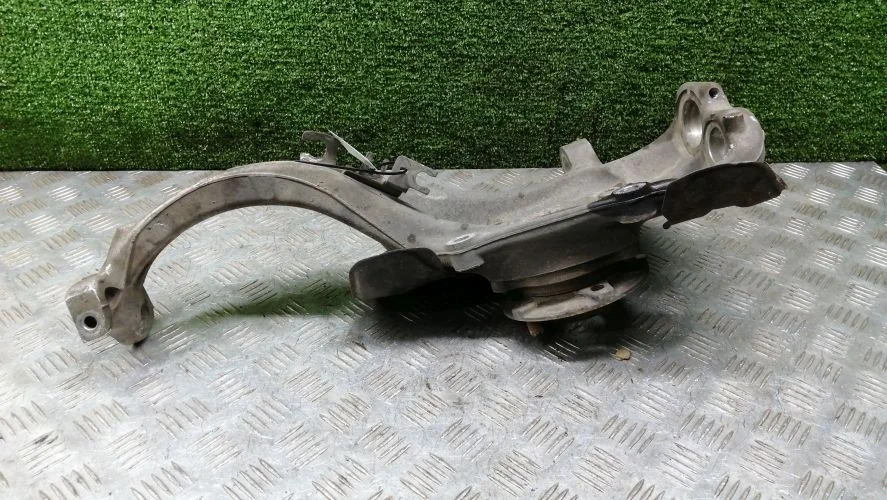ступица Audi CEUA 4H2 Audi A8 CEUA 4H2 4H0407253G,4H0407253F,4H0407253M